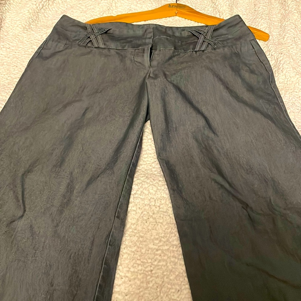 Gray Charlotte Russe wide-leg pants with detailed belt loops. Size 11